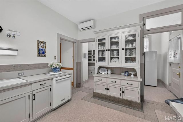3523 Longfellow Boulevard, St Louis, MO 63104