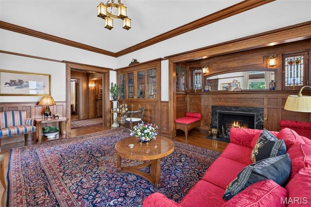 3523 Longfellow Boulevard, St Louis, MO 63104