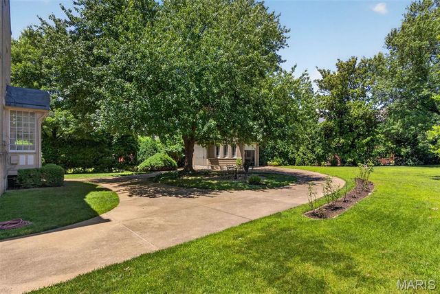 3523 Longfellow Boulevard, St Louis, MO 63104