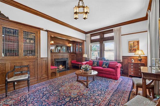 3523 Longfellow Boulevard, St Louis, MO 63104