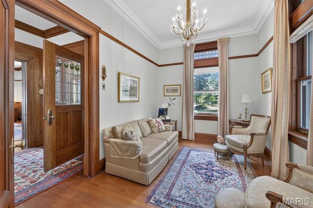 3523 Longfellow Boulevard, St Louis, MO 63104