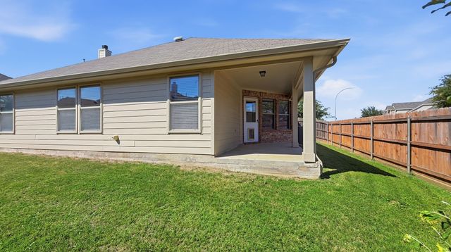 15513 Landing Creek Lane, Fort Worth, TX 76262