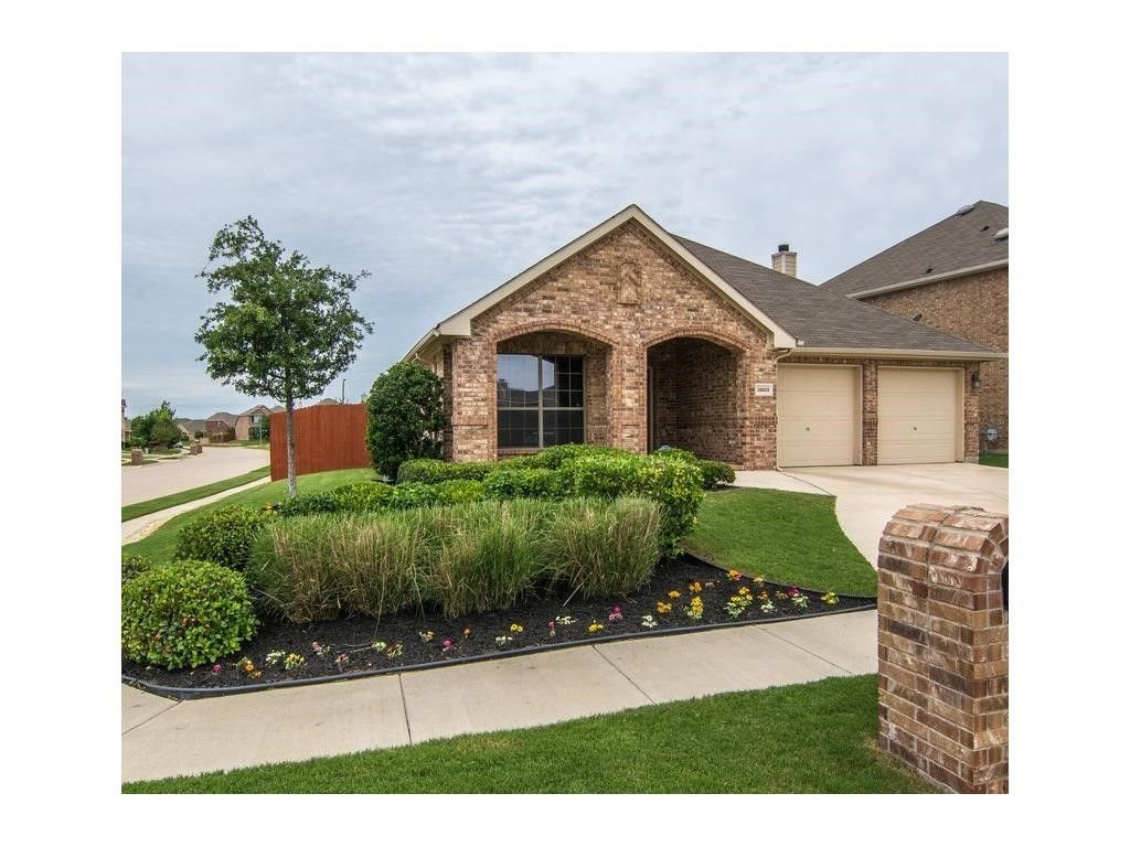 15513 Landing Creek Lane, Fort Worth, TX 76262