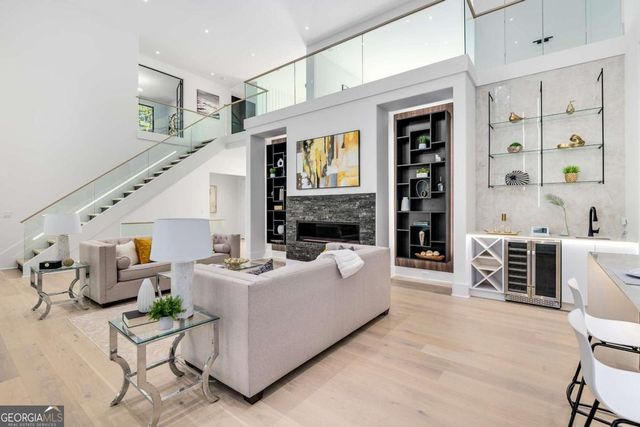 1000 Clementstone Drive, Sandy Springs, GA 30342