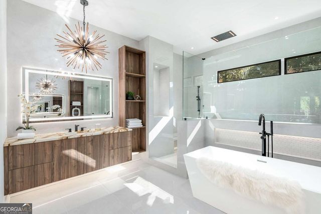 1000 Clementstone Drive, Sandy Springs, GA 30342