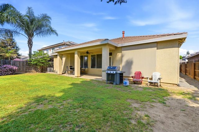 3029 W Vine Avenue, Visalia, CA 93291