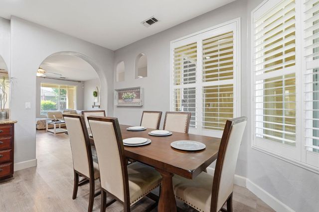 3029 W Vine Avenue, Visalia, CA 93291