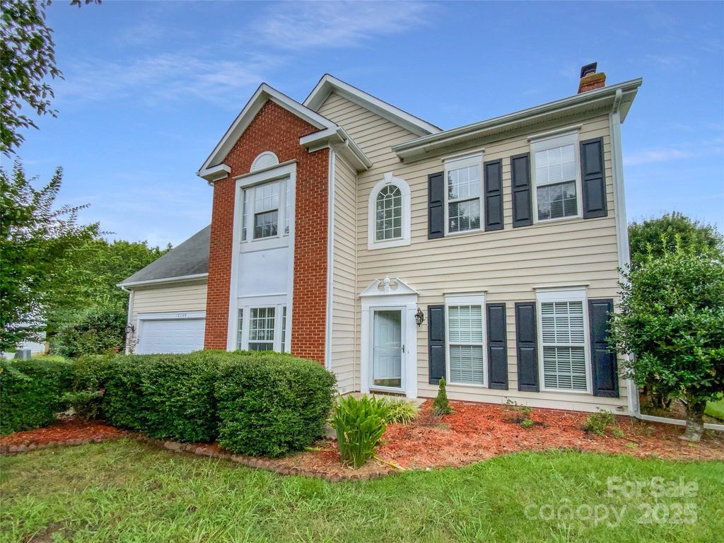 12130 Wild Garden Court, Charlotte, NC 28269