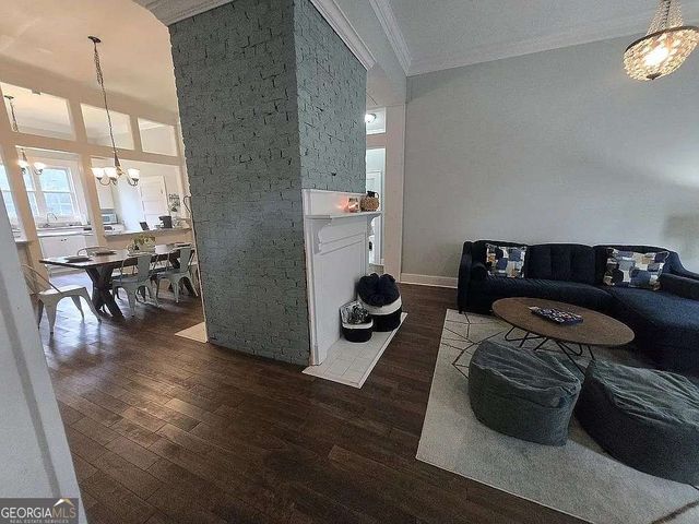 151 S Jackson Street, Hartwell, GA 30643