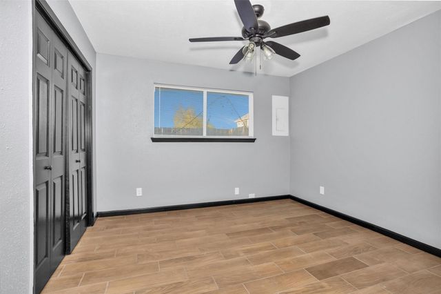 1121 Lovett Street, Tomball, TX 77375