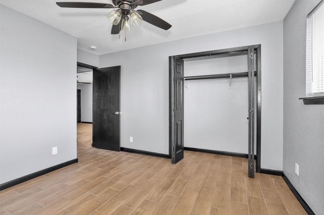 1121 Lovett Street, Tomball, TX 77375