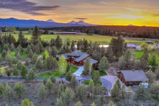 18355 Pinehurst Road, Bend, OR 97703