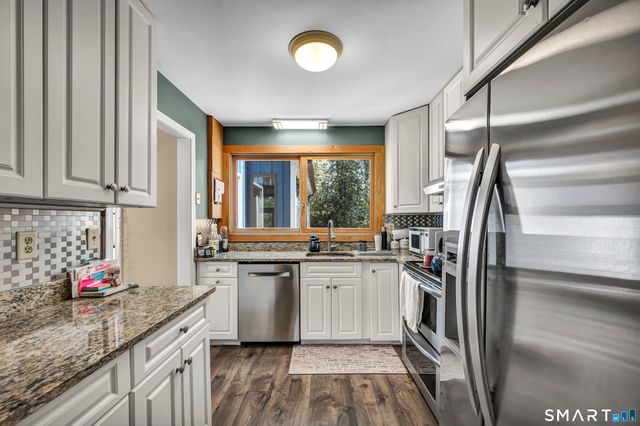 170 Weatherly Trail, Guilford, CT 06437