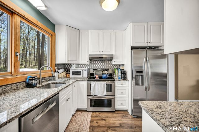 170 Weatherly Trail, Guilford, CT 06437