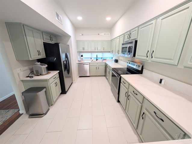 1390 Ft Pickens Rd 124, Pensacola Beach, FL 32561