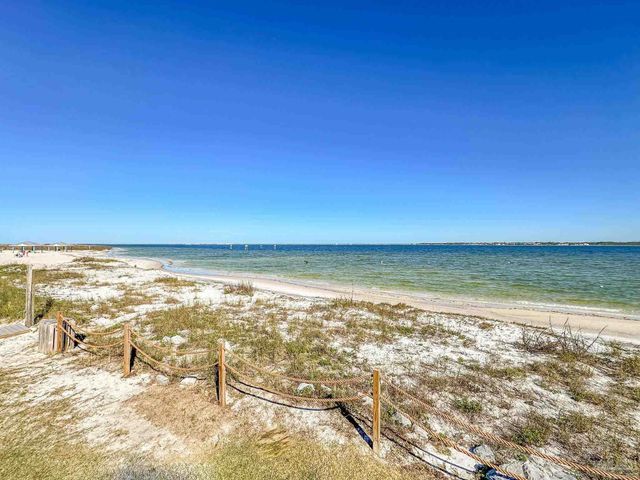 1390 Ft Pickens Rd 124, Pensacola Beach, FL 32561