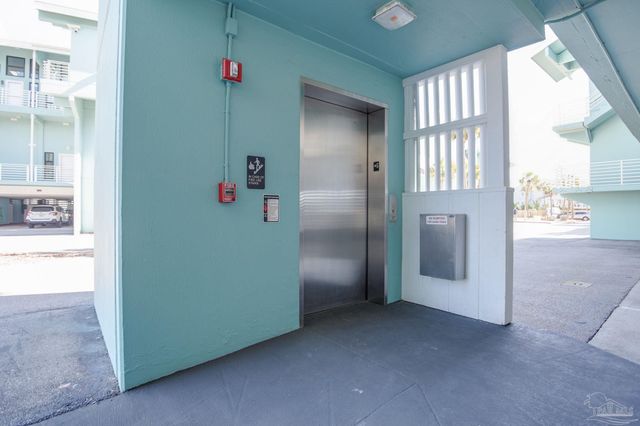 1390 Ft Pickens Rd 124, Pensacola Beach, FL 32561