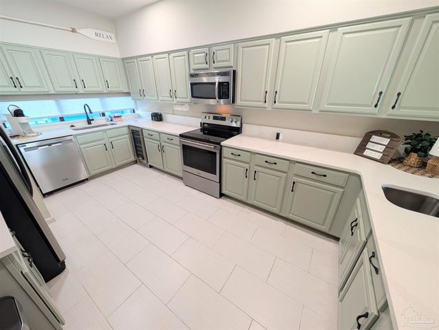 1390 Ft Pickens Rd 124, Pensacola Beach, FL 32561