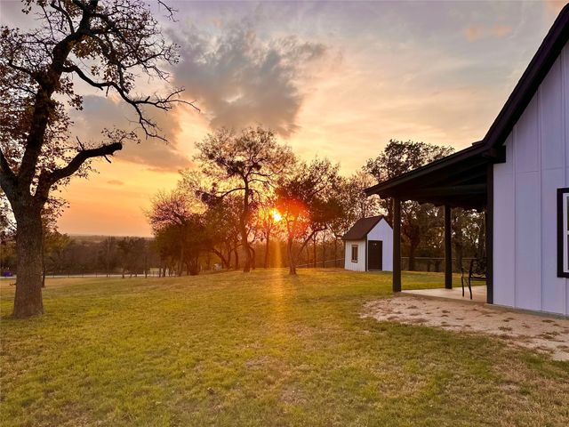 400 Timber Wild Drive, Weatherford, TX 76087