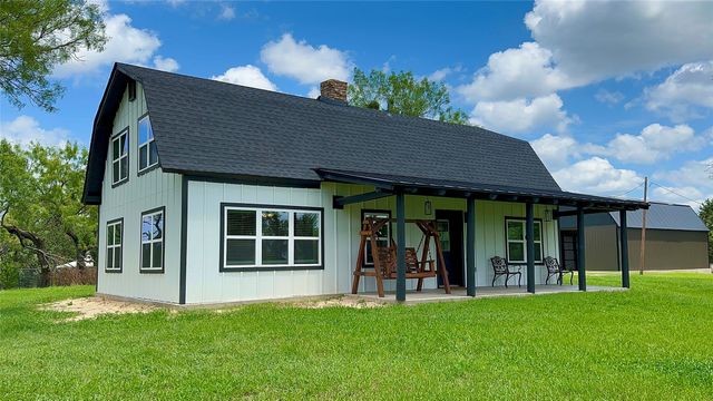 400 Timber Wild Drive, Weatherford, TX 76087