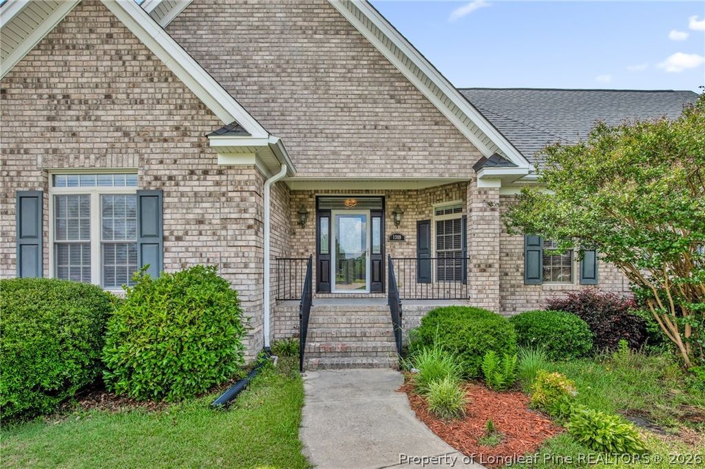 1309 Oakridge Boulevard, Lumberton, NC 28358 — photo 2