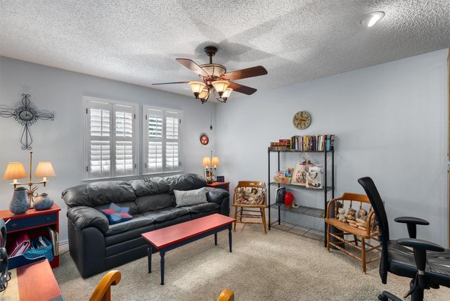 307 Innwood DR, Georgetown, TX 78628