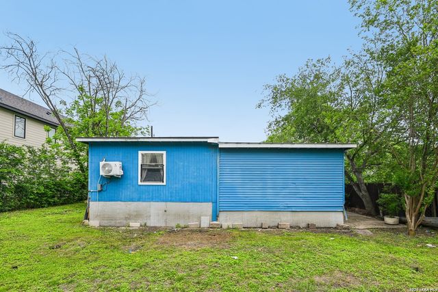 8101 & 8103 Janda Susan Rd, San Antonio, TX 78209