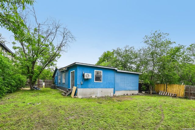 8101 & 8103 Janda Susan Rd, San Antonio, TX 78209