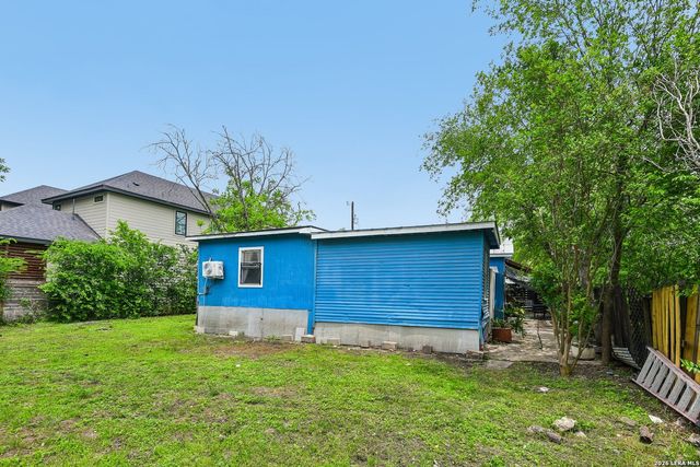8101 & 8103 Janda Susan Rd, San Antonio, TX 78209