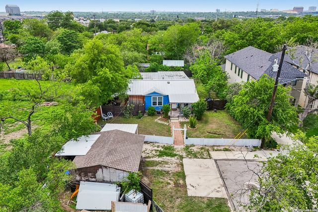 8101 & 8103 Janda Susan Rd, San Antonio, TX 78209