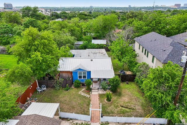 8101 & 8103 Janda Susan Rd, San Antonio, TX 78209