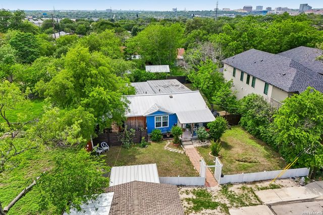 8101 & 8103 Janda Susan Rd, San Antonio, TX 78209