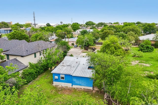 8101 & 8103 Janda Susan Rd, San Antonio, TX 78209