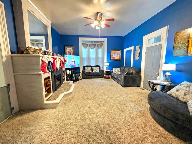 408 E Diamond Street, Kendallville, IN 46755