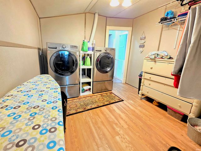 408 E Diamond Street, Kendallville, IN 46755