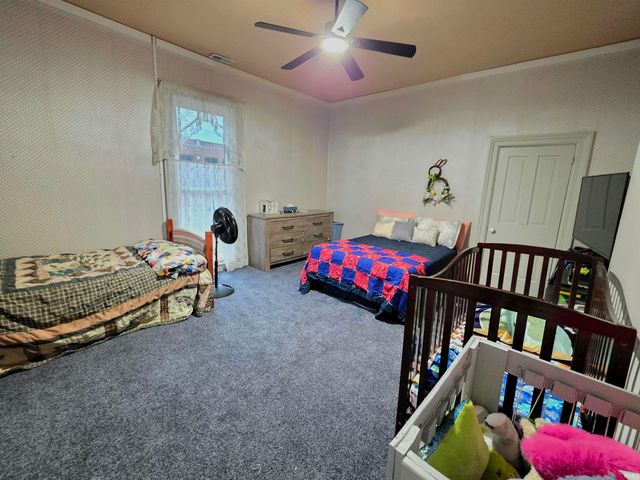 408 E Diamond Street, Kendallville, IN 46755