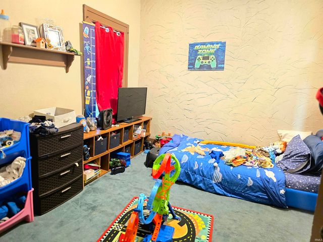 408 E Diamond Street, Kendallville, IN 46755