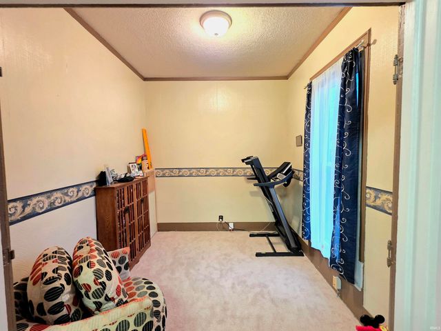 408 E Diamond Street, Kendallville, IN 46755