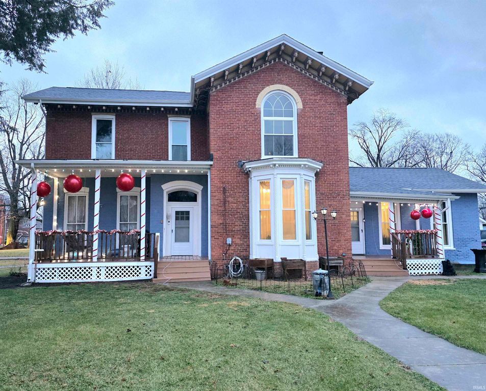 408 E Diamond Street, Kendallville, IN 46755