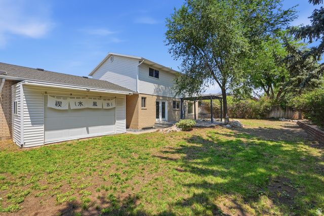 1944 E BRADY CREEK DR, Sandy, UT 84093