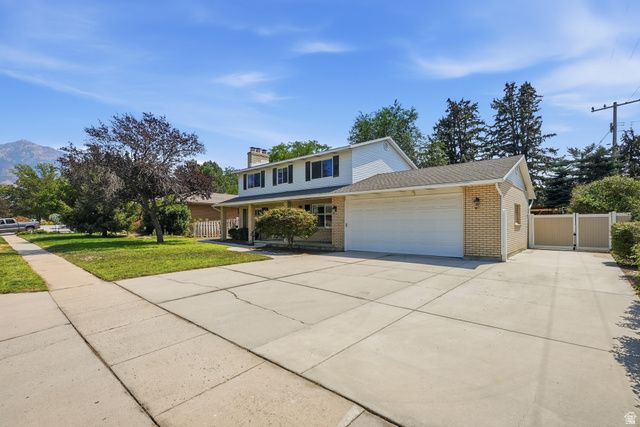 1944 E BRADY CREEK DR, Sandy, UT 84093