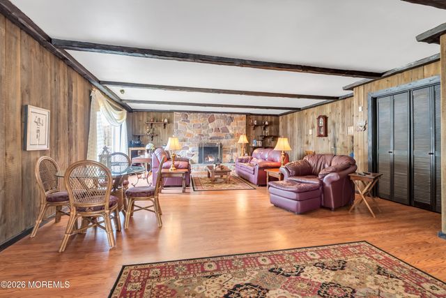 4 Middlesex Road, Matawan, NJ 07747