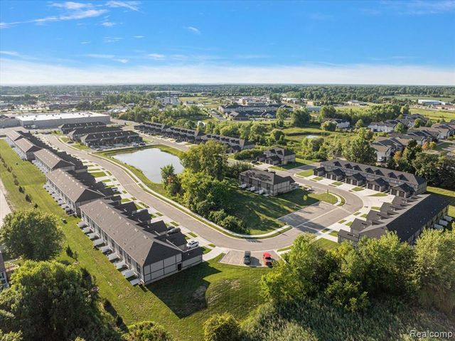 51419 Tides Drive Unit 7G, Chesterfield, MI 48051