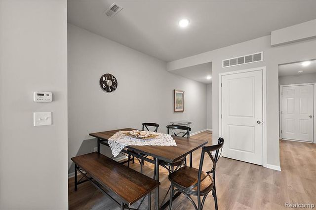 51419 Tides Drive Unit 7G, Chesterfield, MI 48051