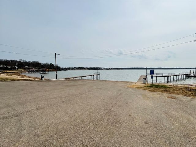 5226 Tom Hickman Lane, Log Cabin, TX 75148