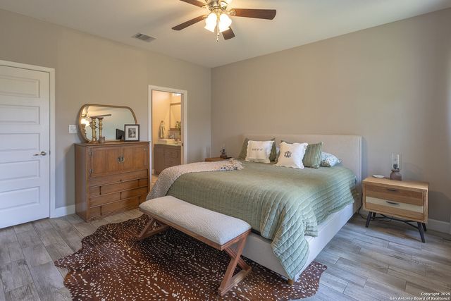104 kahalulu, Bastrop, TX 78602