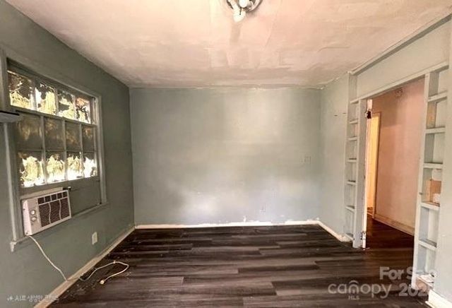 2624 Remington Street, Charlotte, NC 28216