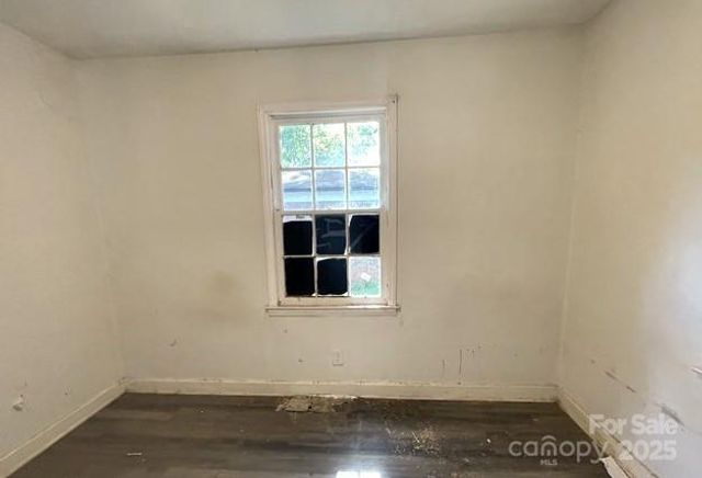 2624 Remington Street, Charlotte, NC 28216