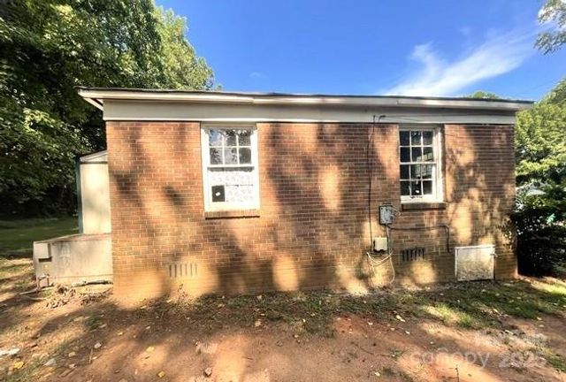 2624 Remington Street, Charlotte, NC 28216
