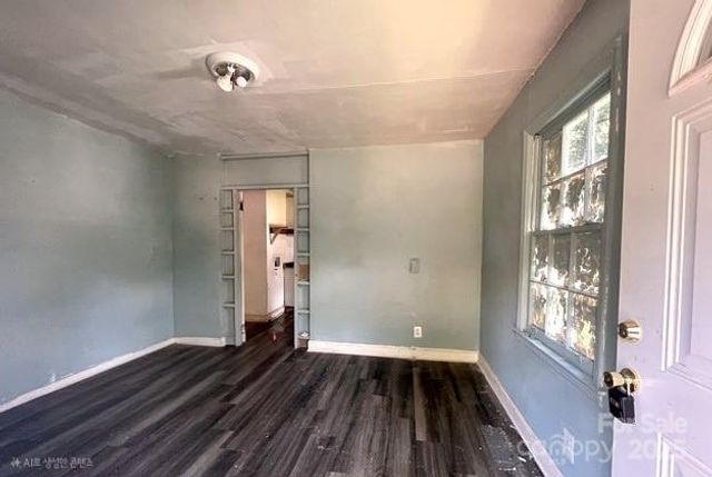 2624 Remington Street, Charlotte, NC 28216